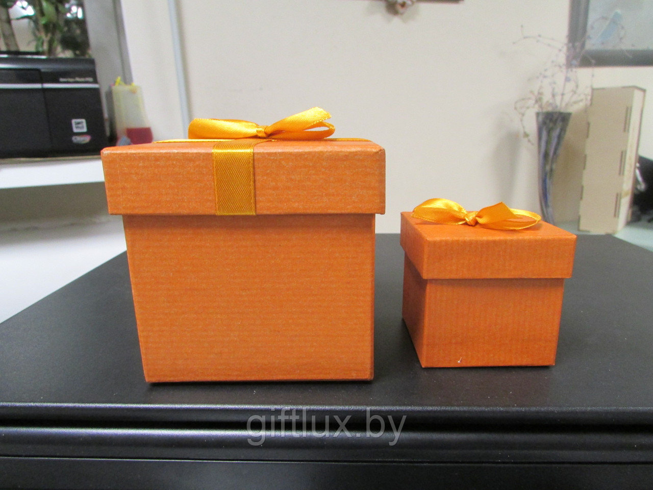 Набор Коробок с бантом Кубик "Однотон"(2шт.) 5*5*5см, 8*8*8 см оранж