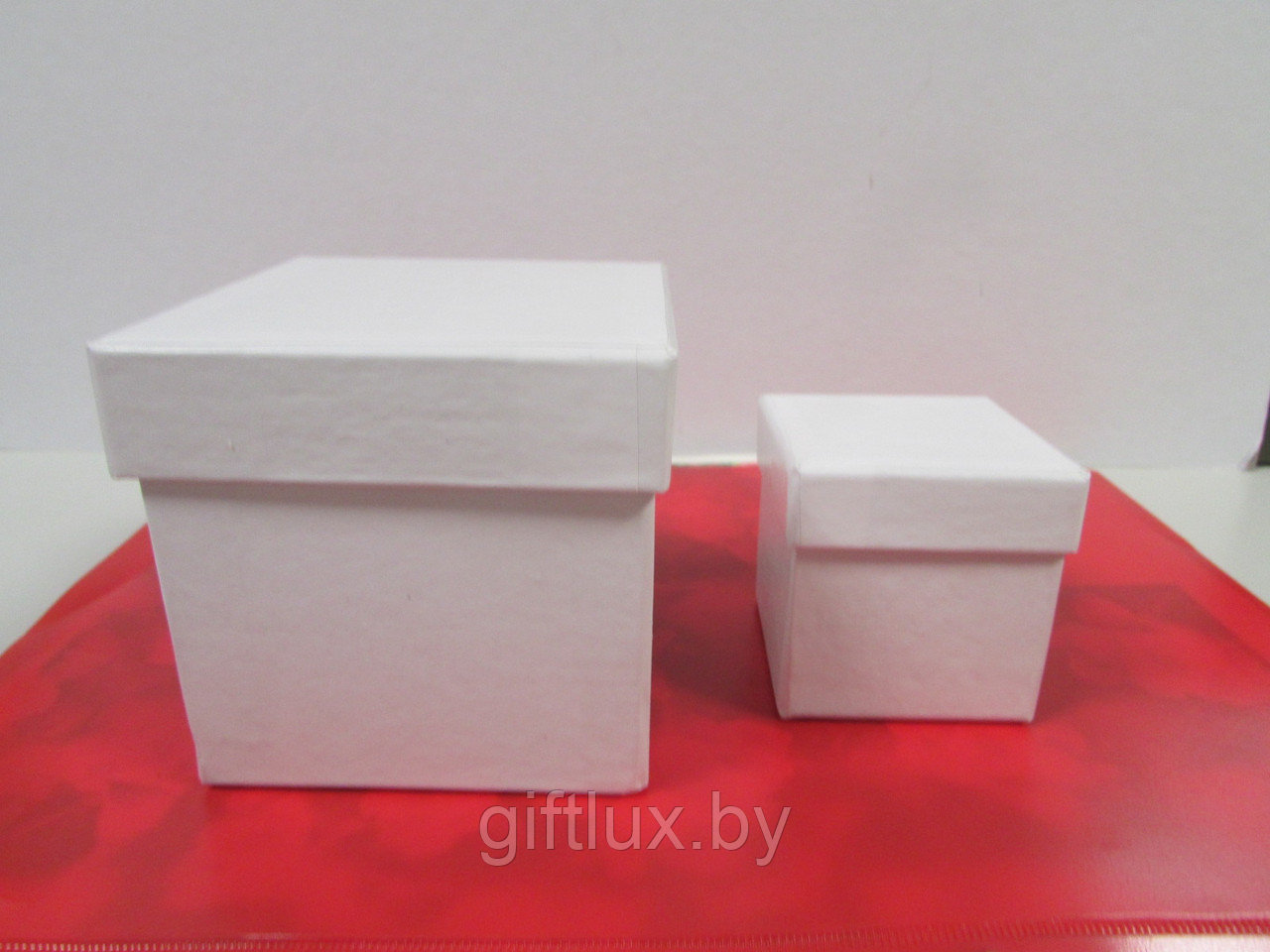Набор Коробок Кубик "Однотон" (2 шт.) 5*5*5 см, 8*8*8 см белый - фото 1 - id-p110319407