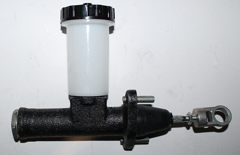 Цилиндр сцепления главный н.о ГАЗ-3302-2217,3110,3307 АНАЛОГ