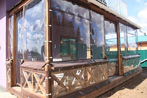 Мягкие шторы и окна ПВХ для беседок и террас