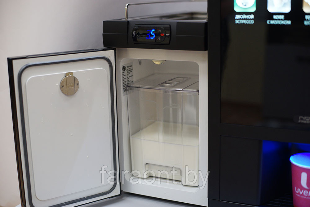 Холодильник для молока Vitrifrigo FG101 DGT - фото 2 - id-p110745082