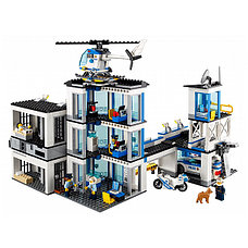 Lego City Полицейский участок 60141, фото 3