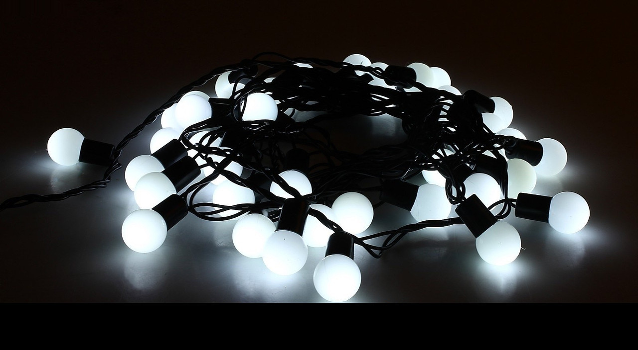 WT WITH FLASH белая гирлянда LED 10 м. с насадками "шарики d-3.5см" провод черный,влагозащ. - фото 1 - id-p111273901