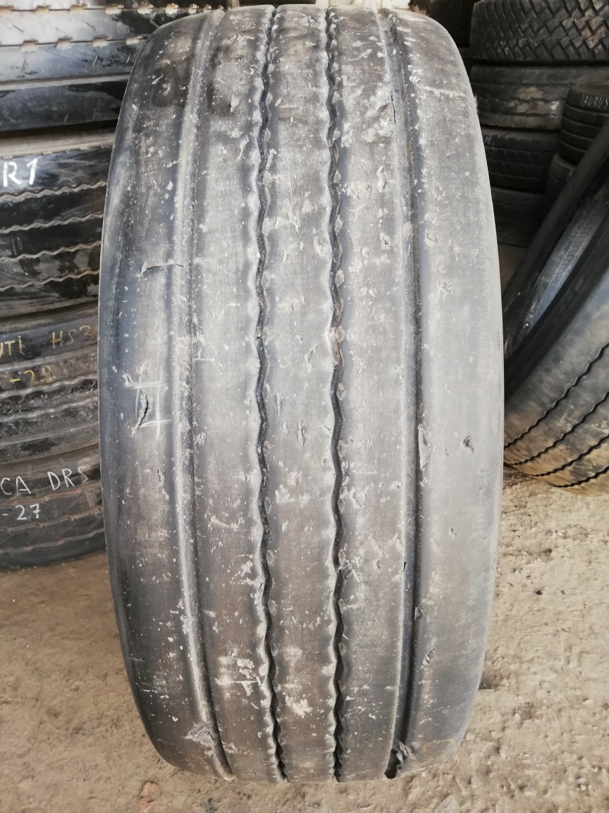 Шина грузовая б/у Continental HT3 385/65 R22,5, прицепная ось, 1 шт.