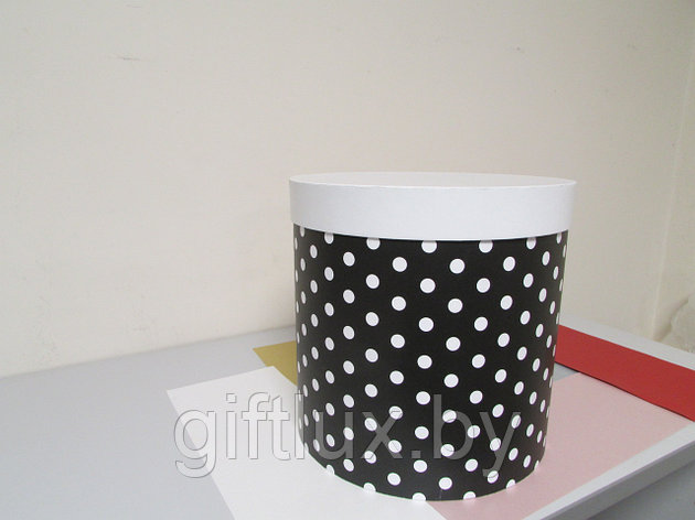 Коробка подарочная круглая  "Горох", 20*20 см черно-белый, фото 2