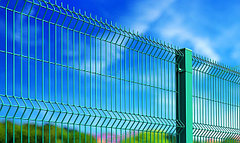 Забор под ключ из сварных панелей в полимерном покрытии (евроограждение, забор 3D)