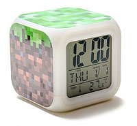 Часы настольные пиксельные "Блок земли", с подсветкой, фото 1