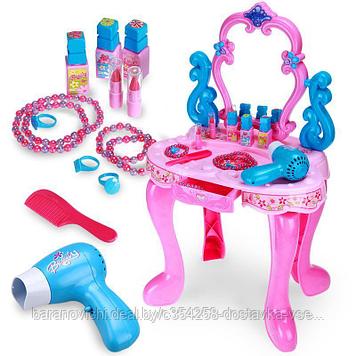 Детский музыкальный игровой набор бьюти-столик трюмо-чемодан с подсветкой и аксессуарами для маленькой модницы