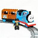 Паровозик Томас и друзья 8288 B железная дорога, 50 дет, аналог Лего дупло, со светом и музыкой, фото 3