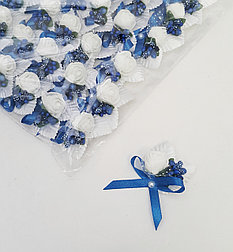 Цветочки для друзей и гостей синие на свадьбу