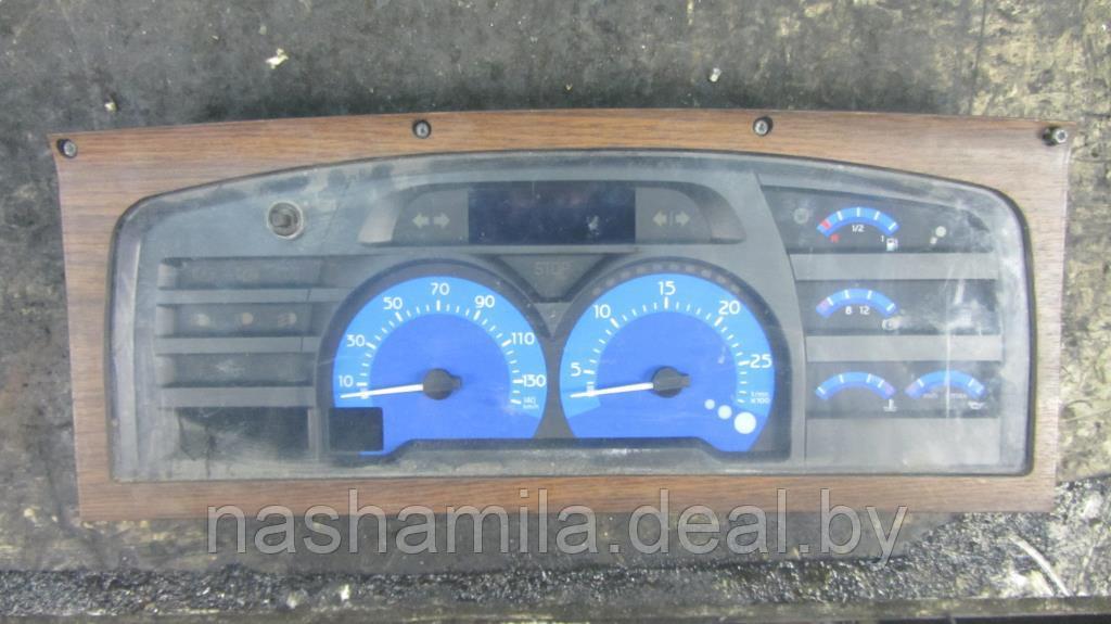 Щиток приборов (приборная панель) Renault Magnum DXI - фото 1 - id-p113606864