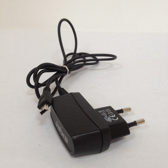 Адаптер питания Jabra FW7600/05 AC 8E Input 100-240V 80mA Output 5,0V 500mA