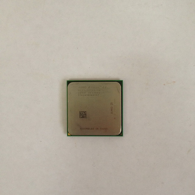 Процессор AMD Athlon 64 ADA3000IAA4CN Socket AM2 - фото 1 - id-p113806761