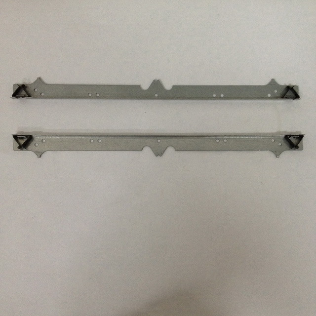 Набор крепежных планок стеклокерамической поверхности Bosch 2пр - фото 1 - id-p113806772