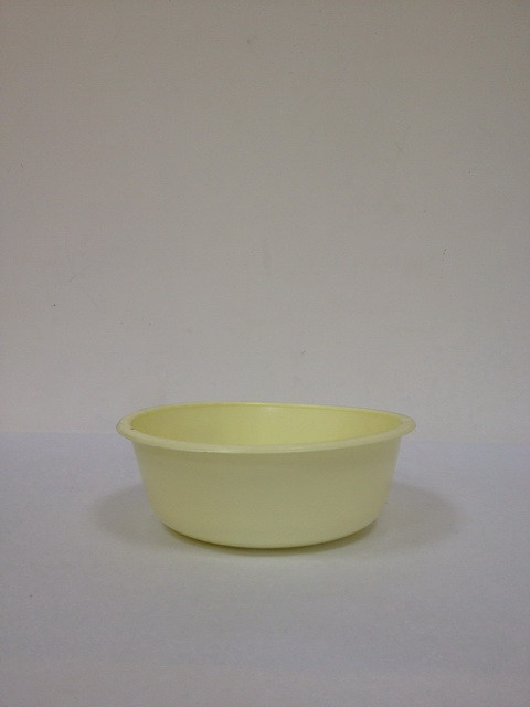 Миска пластмассовая круглая для пищевых продуктов 1,5л (ШхГхВ) 200х200х65 цвет бежевый - фото 1 - id-p113806960