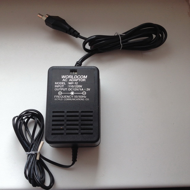 Адаптер питания Worldcom WP-12 INPUT 110/220V OUTPUT DC12V/1A