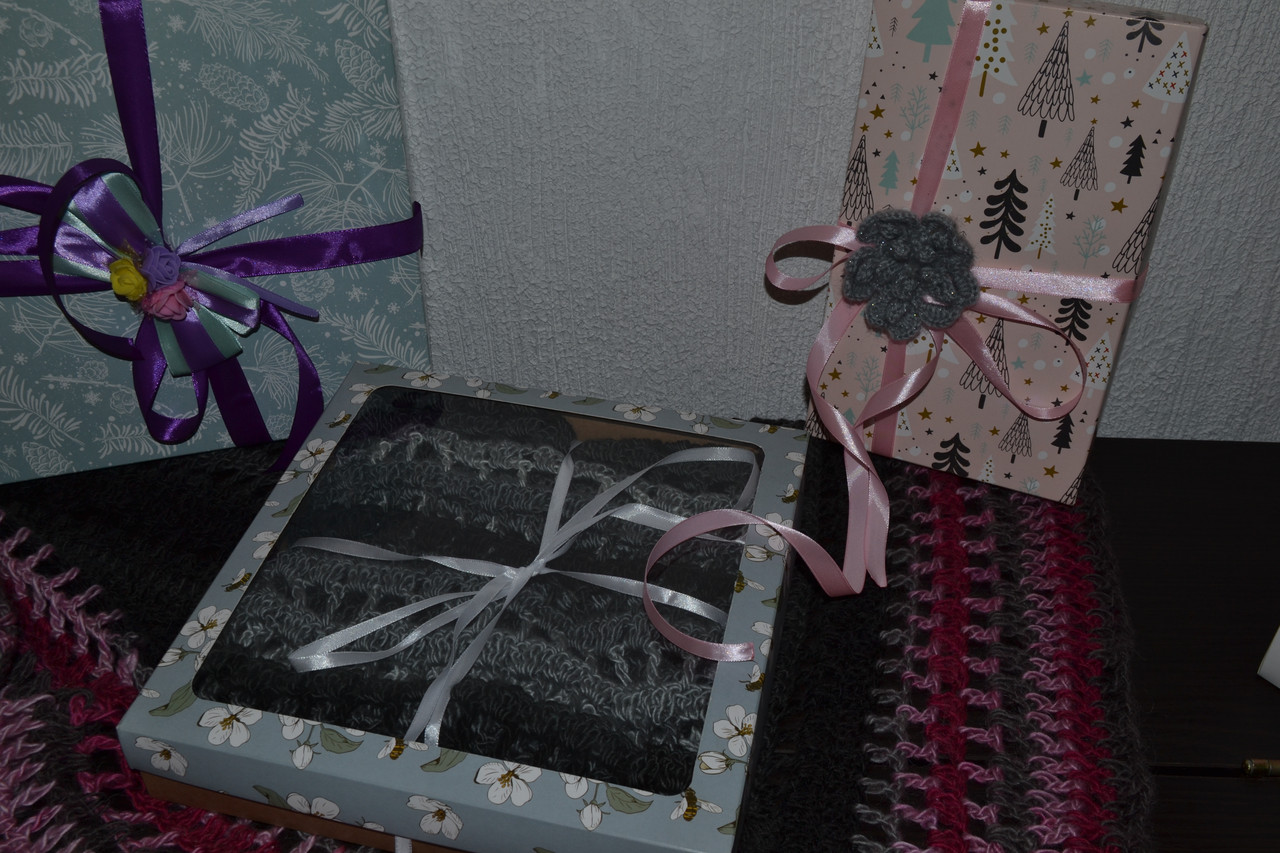 Мериносовая шаль в подарок девушке , женщине , маме - фото 5 - id-p97455522