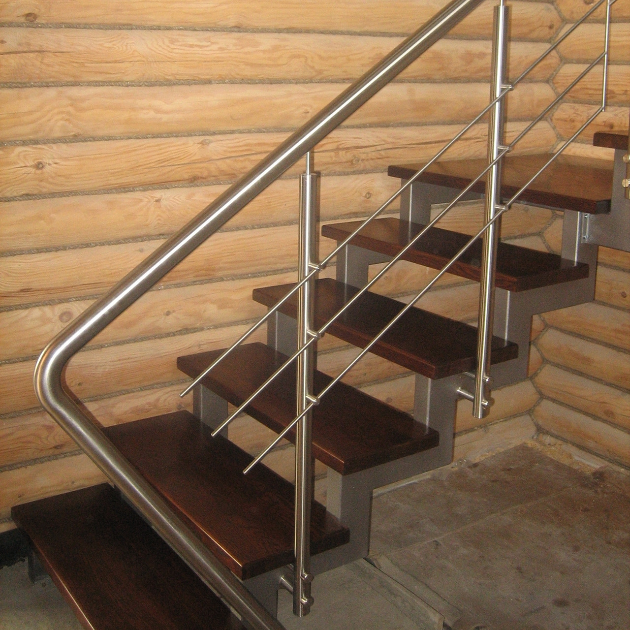 Лестницы деревянные на металлических косоурах - фото 3 - id-p6682619