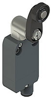 NF B122KA-SMK Pizzato Elettrica Модульный выключатель со встроенным разъемом с прямым пластиковым поворотным рычагом диаметром 18 мм