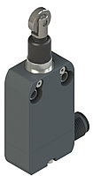 NF B110BE-DMK Pizzato Elettrica Модульный выключатель со встроенным разъемом с роликовым штоком с резиновой прокладкой