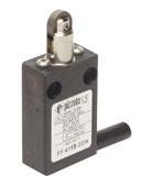 FF 4615-1DN Pizzato Elettrica Позиционный выключатель со встроенным кабелем с роликовым штоком