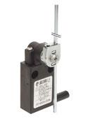 FF 4533-2DN Pizzato Elettrica Позиционный выключатель со встроенным кабелем с регулируемым квадратным стержневым рычагом