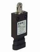 FF 4515-KSA Pizzato Elettrica Позиционный выключатель со встроенным разъемом с роликовым штоком