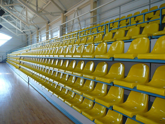 Сиденье пластиковое для стадионов и спортивных площадок Лужники - фото 1 - id-p6701438