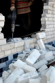 Демонтаж кирпичных стен в Минске