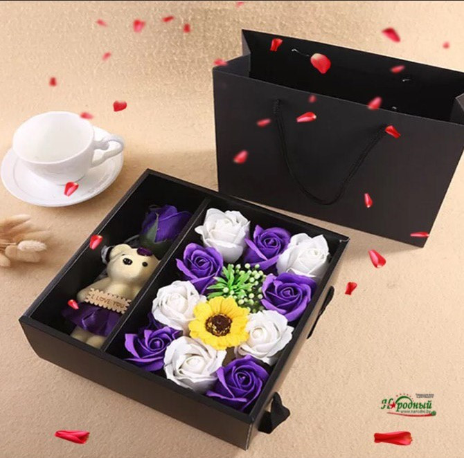 Розы из мыла в подарочной коробке с подсветкой - фото 7 - id-p114771880