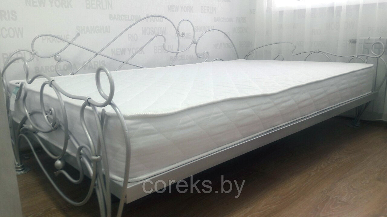 Кованая (металлическая) кровать №2 - фото 1 - id-p114946491