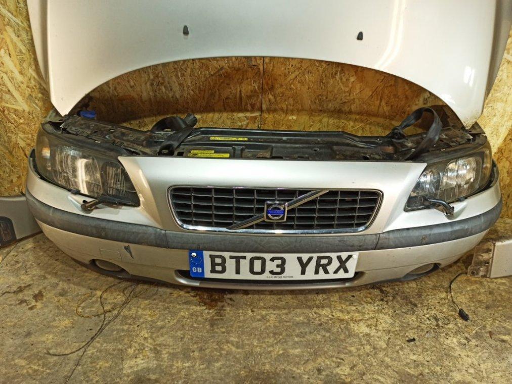 Передняя часть (ноускат) в сборе на Volvo S60 1 поколение - фото 2 - id-p114969744