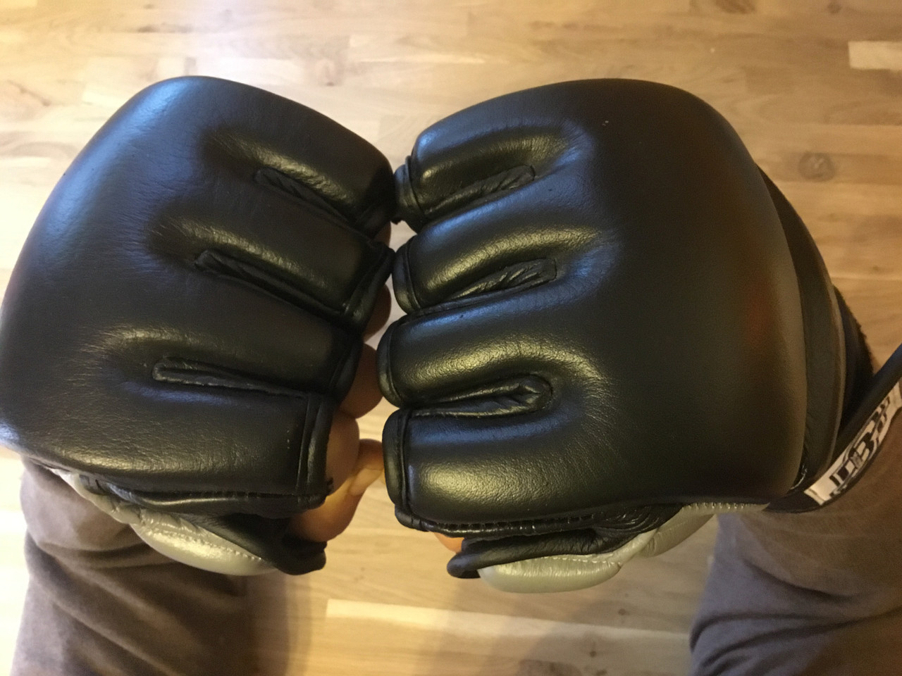 MMA перчатки из натуральной кожи размер XL - фото 1 - id-p115100228