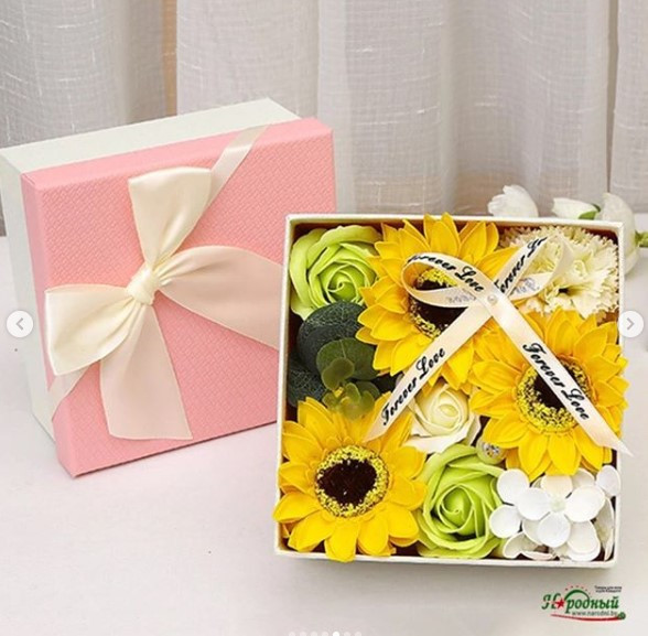 Подарочный набор «Только для тебя» (композиция цветов из мыла в подарочной коробке) - фото 7 - id-p115139825
