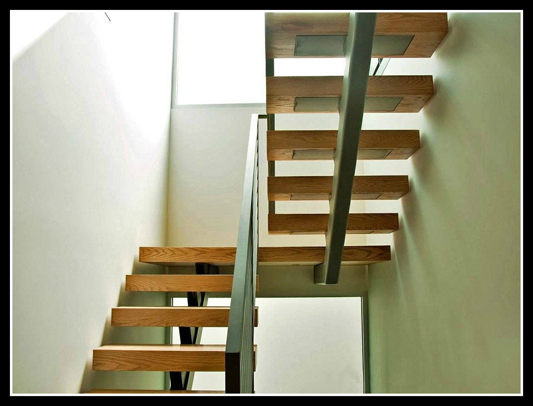 Монокосоур лестницы модель 20