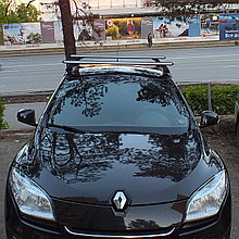 Багажник LUX для Renault Megane 3  2008-... (аэродинамическая дуга)