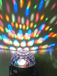 Светодиодный диско-шар LED Magic Ball Light ( улучшенный 6 светодиодов) с блютуз - фото 2 - id-p6879825