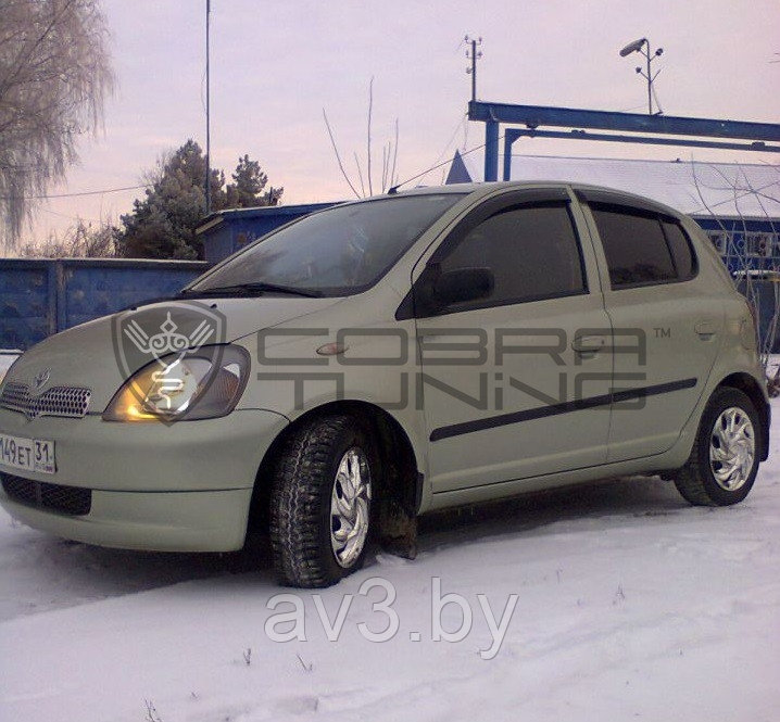 Ветровики Toyota Yaris / Vits 5d 1998-2005 / Тоета Ярис (Cobra Tuning)