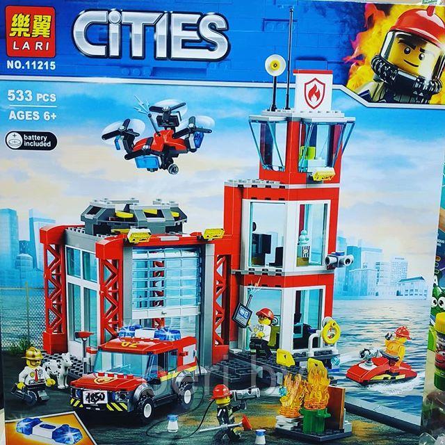 11215 Конструктор Lari "Пожарное депо", Аналог Lego City 60215, 533 детали