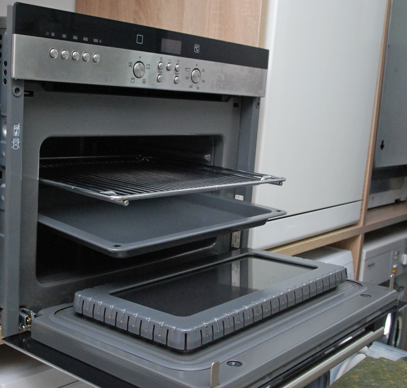 Компактный встраиваемый духовой шкаф с микроволновой печью Siemens HB84K550N Германия гарантия 6 месяцев - фото 3 - id-p117390739