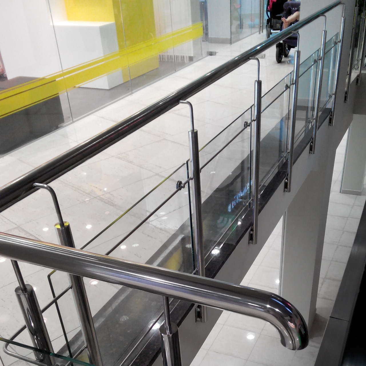 Ограждение для лестниц из стекла и нержавеющей стали - фото 1 - id-p117461101