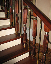 Лестницы деревянные из дуба