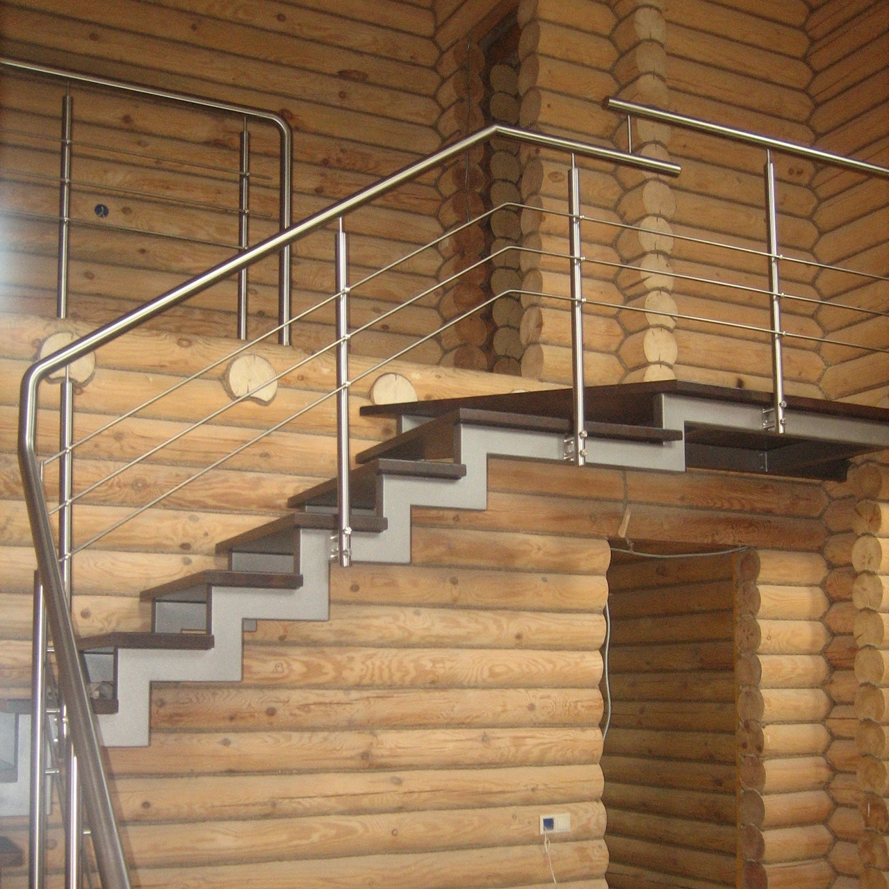 Лестницы деревянные на металлических косоурах - фото 6 - id-p117461177
