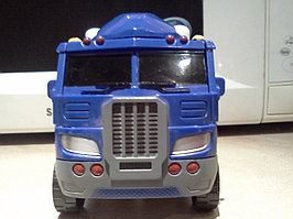 Робот трансформер грузовик тягач со светом и звуком