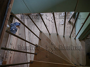 Модульная лестница (каркас золото, сосна не крашеная) 13
