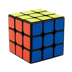 Кубики Рубика пирамидки разные