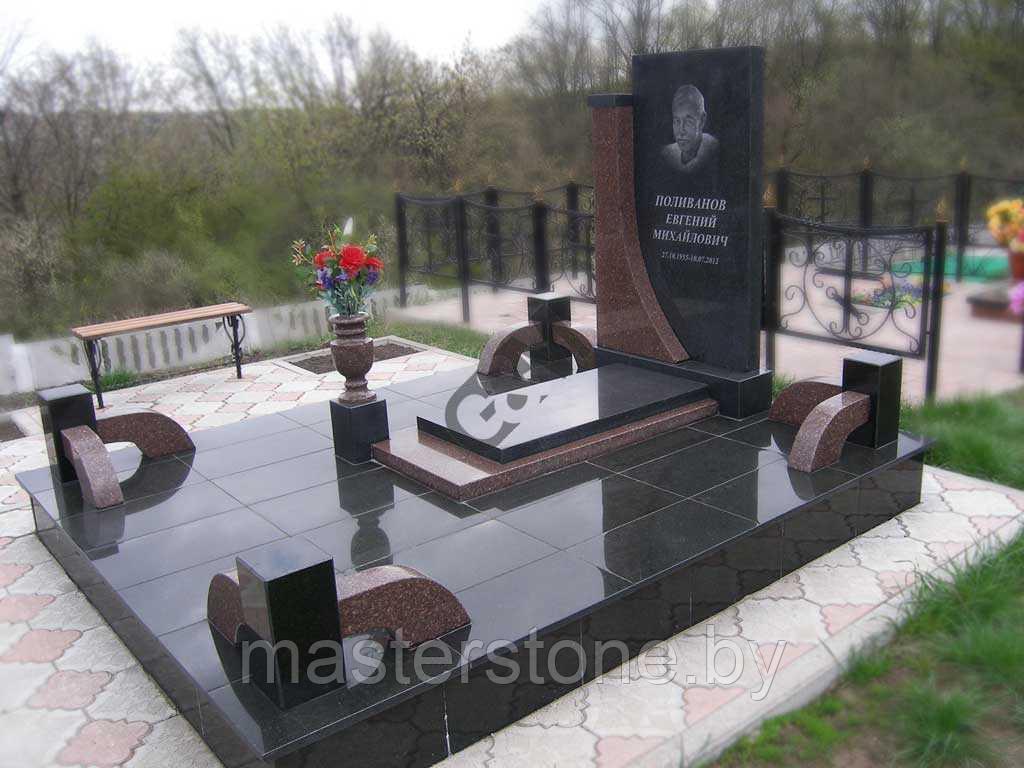 Памятник вертикальный №105