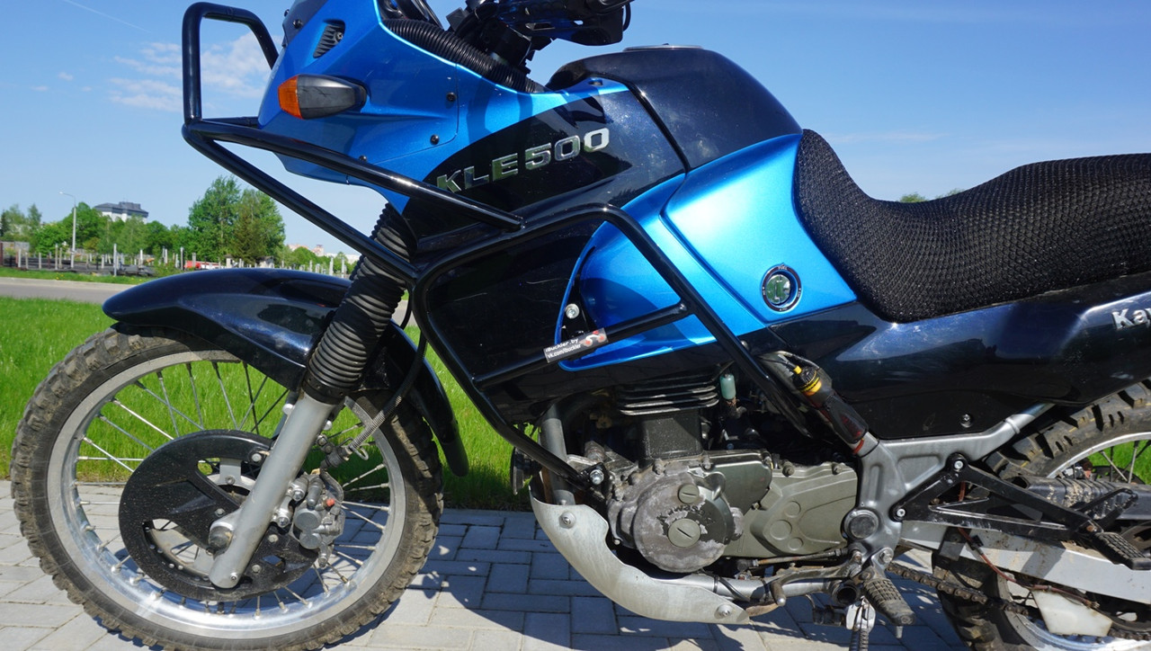 Обои на рабочий стол Kawasaki kle 500