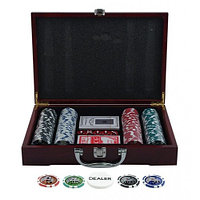 Покер в чемодане на 200 фишек с номиналом