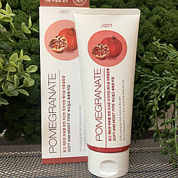 Пилинг-скатка для лица Jigott Premium Facial Pomegranate Peeling Gel, 180 мл